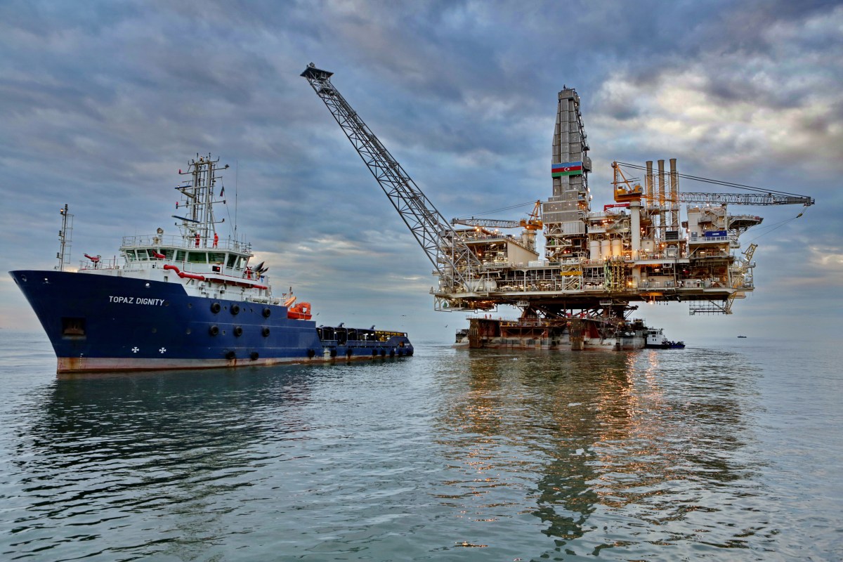 Topside structure sail-away
